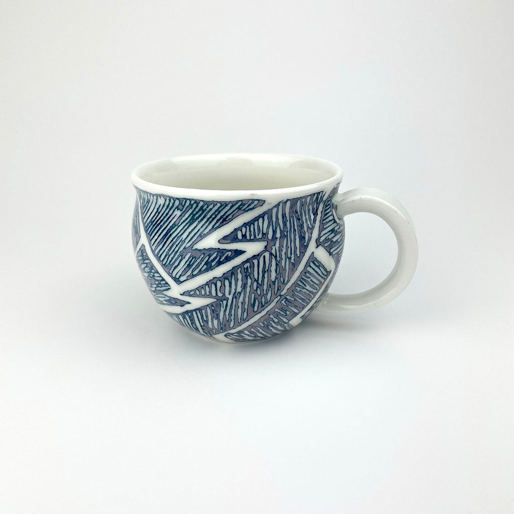 BLUE AND LILAC PORCELAIN CUP