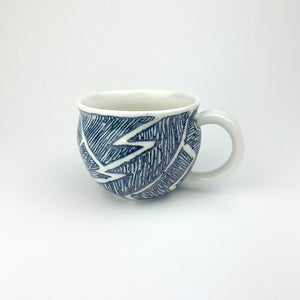 BLUE AND LILAC PORCELAIN CUP